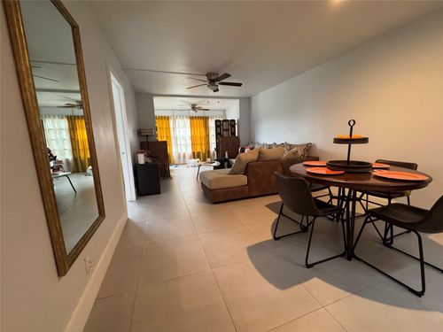 310-9235A Lagoon Pl, Davie, FL, 33324-6718 | Card Image