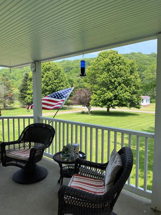 619 Valley Loop Rd, House other with 3 bedrooms, 2 bathrooms and null parking in Tazewell VA | Image 6