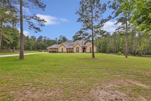 229 Sundog Rd, Huntsville, TX, 77340-1144 | Card Image