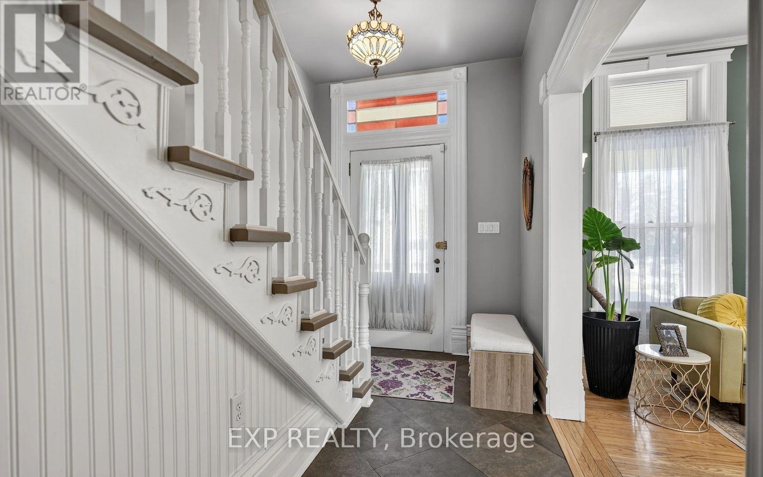 Residential in London South (South F) 4