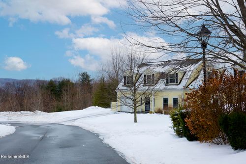 18 Highcrest Rd, Lenox, MA, 01240-2446 | Card Image