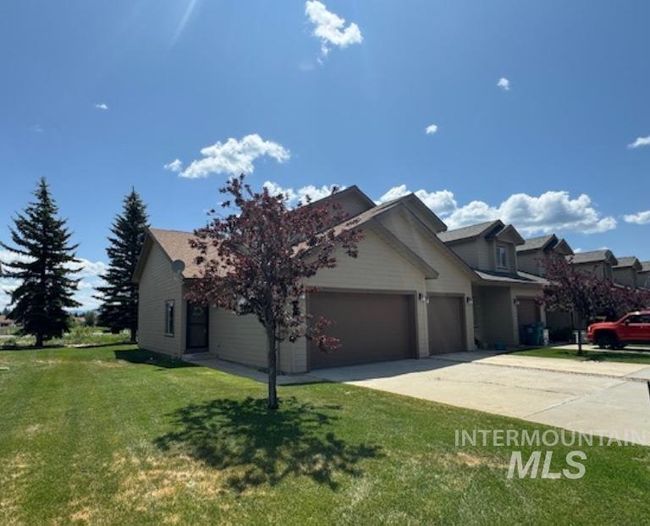 UNIT-1 - 24 Mangum Cir, Townhouse with 3 bedrooms, 2 bathrooms and 2 parking in Donnelly ID | Image 33