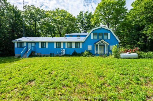 2300 County Rd 32, Front Leeds & Lansdowne, ON, K7G2V3 | Card Image