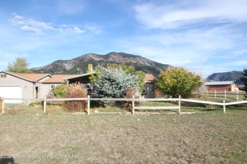 209 W Mill Circle, Alpine, WY, 83128 | Card Image