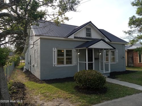 518 S Brown St, Chadbourn, NC, 28431-2210 | Card Image