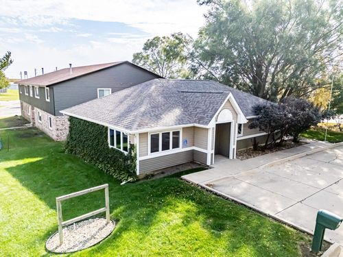 1114 Flammang Dr, Waterloo, IA, 50702-4306 | Card Image