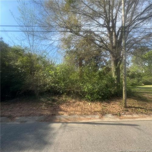 228 Gulf St, Laurinburg, NC, 28352-3114 | Card Image