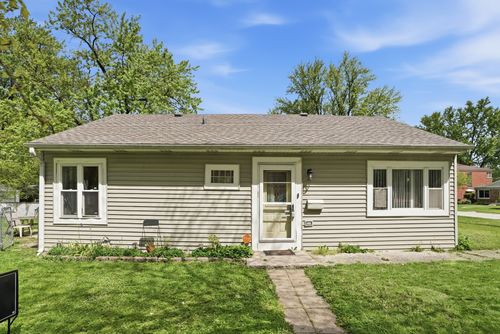 16784 Trapet Ave, Hazel Crest, IL, 60429-1316 | Card Image