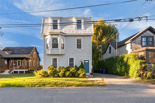 1-77 Garfield St, Newport, RI, 02840-1395 | Card Image