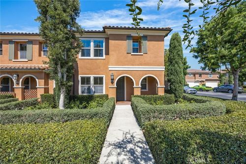 61 Distant Star, Irvine, CA, 92618-8817 | Card Image