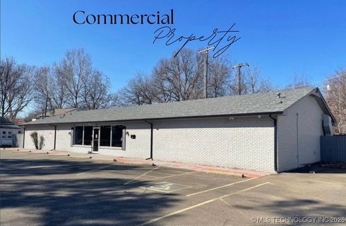 111 9th St, Muskogee, OK, 74401-6802 | Card Image