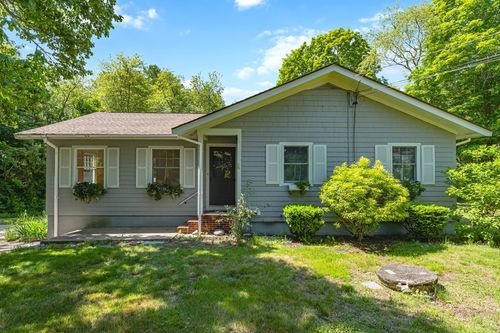 35 Washburn Rd, East Freetown, MA, 02717-1110 | Card Image