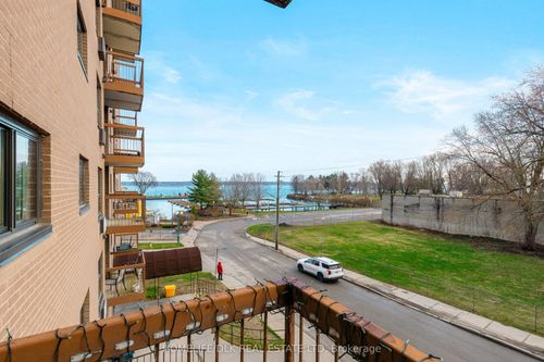 303-3 Apple St, Brockville, ON, K6V4X5 | Card Image