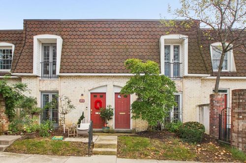 38-2815 Chateau Cir S, Upper Arlington, OH, 43221-2538 | Card Image