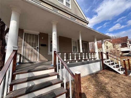 2-7411 Cornelia Ave, Cleveland, OH, 44103-2009 | Card Image