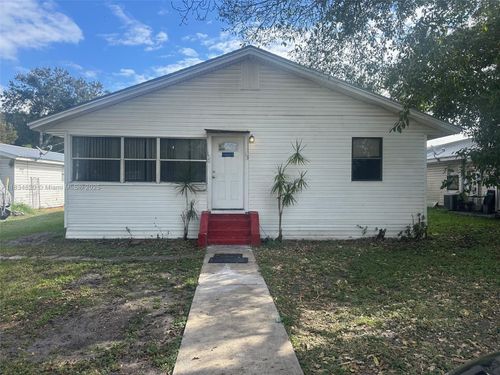 532 Bond St, Clewiston, FL, 33440-4604 | Card Image