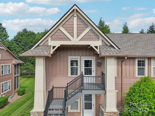 1002-155 Deermouse Way, Hendersonville, NC, 28792 | Card Image