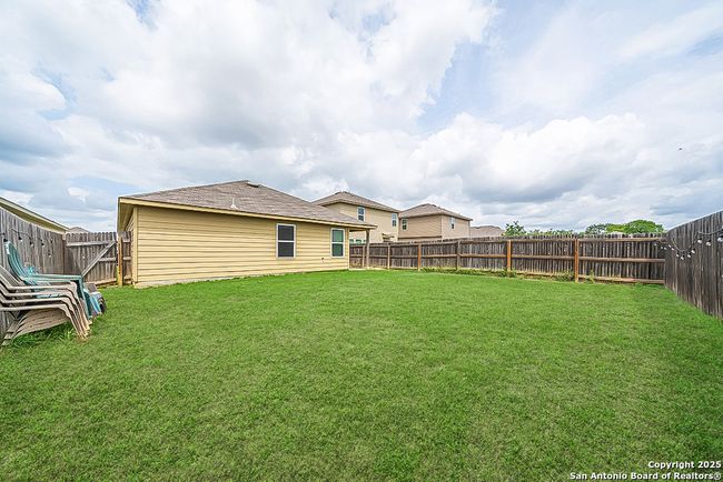 14616 Stable Spgs, House other with 4 bedrooms, 2 bathrooms and null parking in Elmendorf TX | Image 29