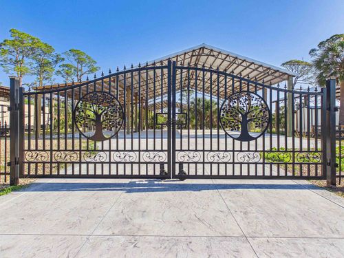 348 Cedar Island Rd, Perry, FL, 32348-3200 | Card Image