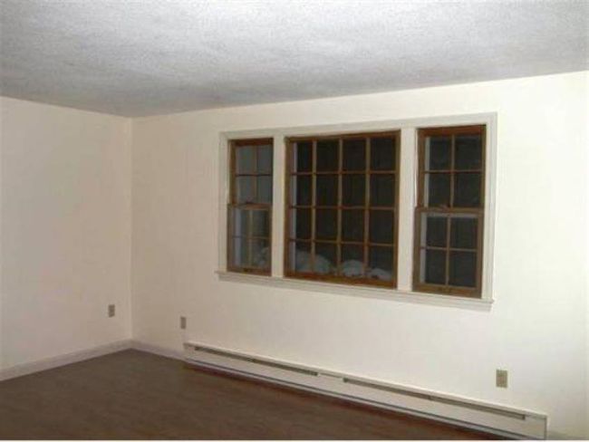 15A Deerwood Dr, Home with 2 bedrooms, 2 bathrooms and null parking in Amherst NH | Image 4