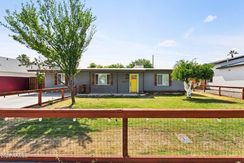 6814 N 14th St, Phoenix, AZ, 85014-1132 | Card Image