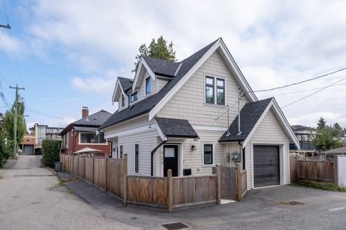 720 E 30th Ave, Vancouver, BC, V5V2V9 | Card Image