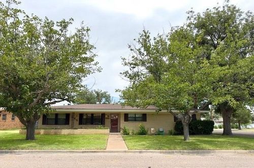 1700 W Callaghan St, Fort Stockton, TX, 79735-6342 | Card Image