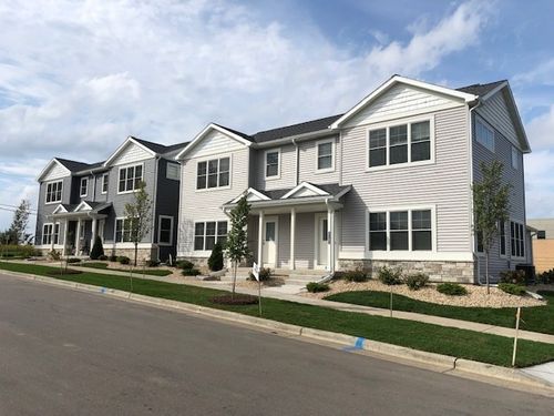 8034 Creek Crossing Way, CROSS PLAINS, WI, 53528 | Card Image