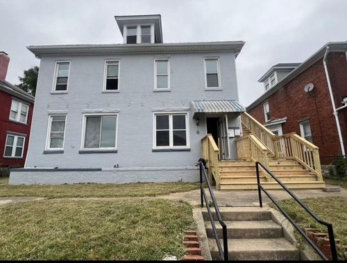 809 Mulberry Ave, HAGERSTOWN, MD, 21742-3956 | Card Image