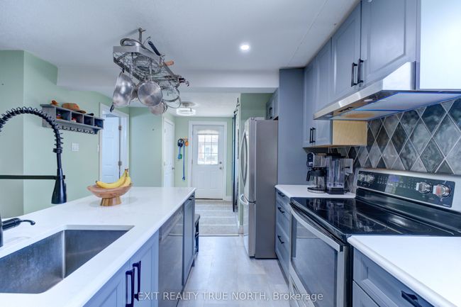 42 Graham Ave, House other with 3 bedrooms, 2 bathrooms and 2 parking in Brantford ON | Image 7
