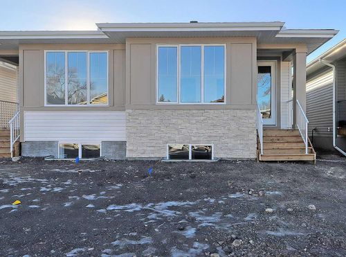 117 5 Ave Se, High River, AB, T1V1G2 | Card Image