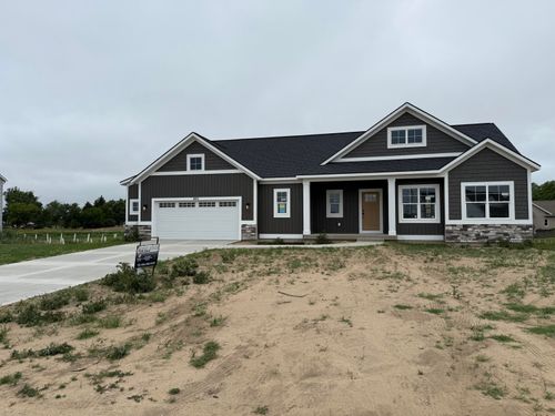 38-10055 Strawberry Ln, Zeeland, MI, 49464-9264 | Card Image