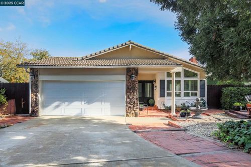 41 Mt Shasta Pl, Clayton, CA, 94517-1515 | Card Image