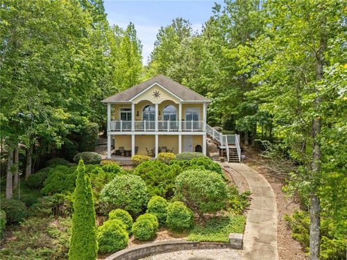 102 Happy Hollow Ct, Tamassee, SC, 29686-2419 | Card Image