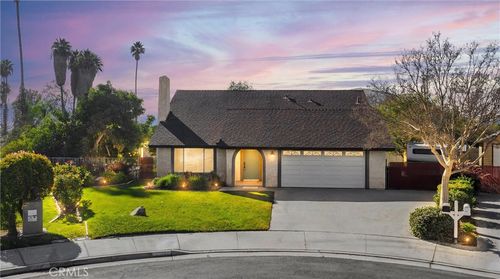 11196 Rogers St, Riverside, CA, 92505-2626 | Card Image