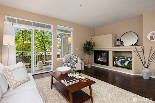 g101-5400 Harbour Pointe Blvd, Mukilteo, WA, 98275-5150 | Card Image