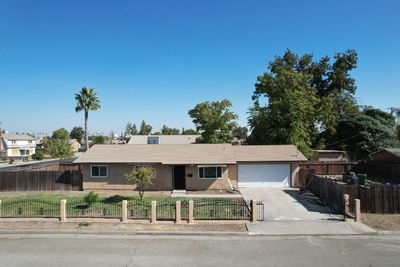 1201 Hale Avenue, House other with 3 bedrooms, 0 bathrooms and null parking in Corcoran CA | Image 2