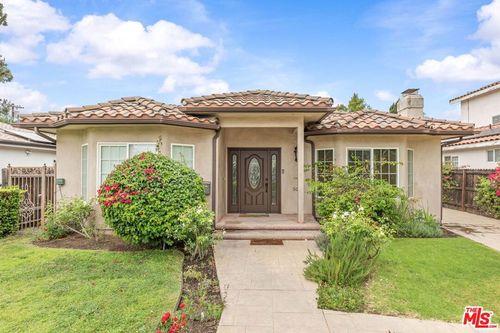 5027 Ledge Ave, North Hollywood, CA, 91601-4144 | Card Image