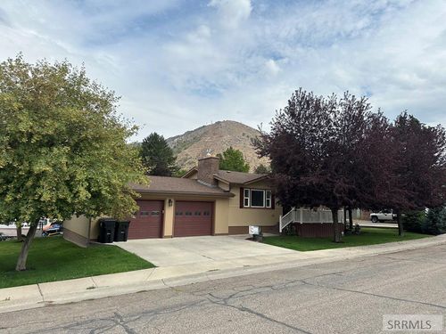 72 S 3rd W, Lava Hot Springs, ID, 83246-7737 | Card Image