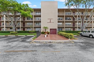 301J - 13455 Sw 9th Ct, Condo with 2 bedrooms, 2 bathrooms and null parking in Pembroke Pines FL | Image 1