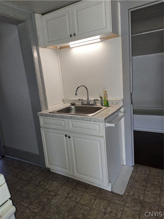 809 Hamilton Street, For Sale in Utica Zoocasa