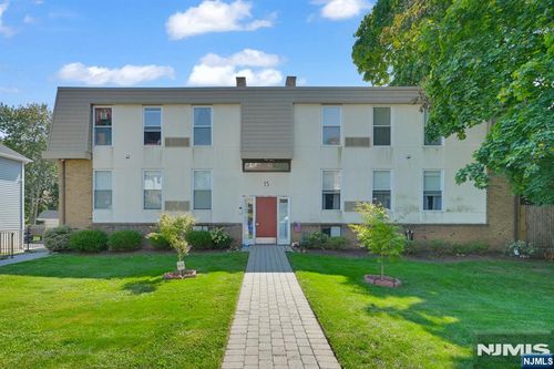 15 Forest St, Montclair, NJ, 07042-3569 | Card Image