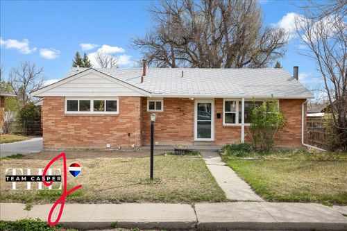 935 S Illinois Ave, Casper, WY, 82609-2815 | Card Image