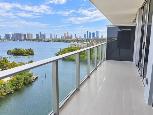1402-16385 Biscayne Blvd, Aventura, FL, 33160-5467 | Card Image