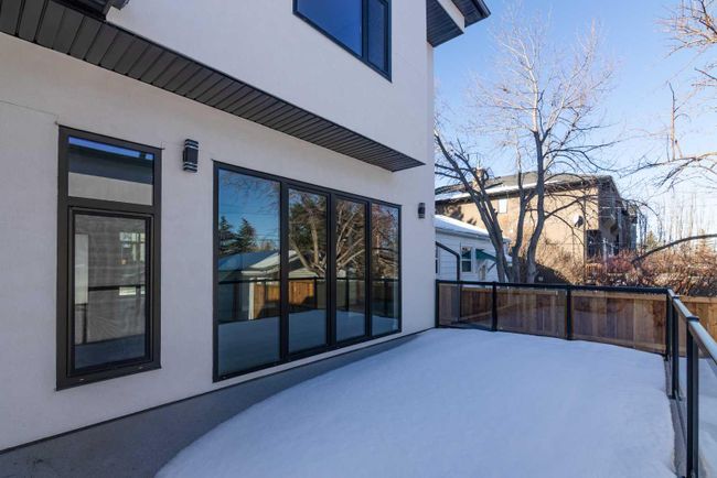 632 26 Avenue Nw, Home with 4 bedrooms, 5 bathrooms and 4 parking in Calgary AB | Image 40