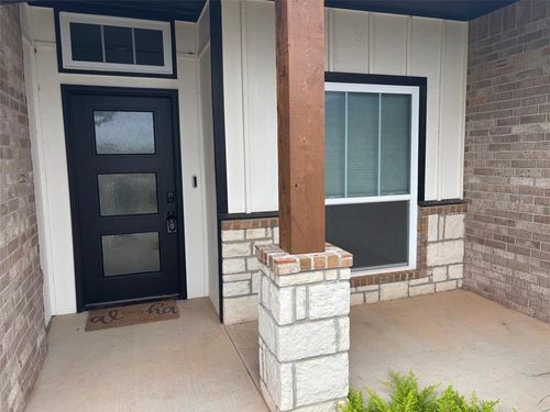 2112 Manderly Court, Norman, OK, 73026 | Card Image