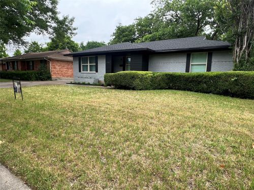 2721 San Marcus Ave, Dallas, TX, 75228-3153 | Card Image