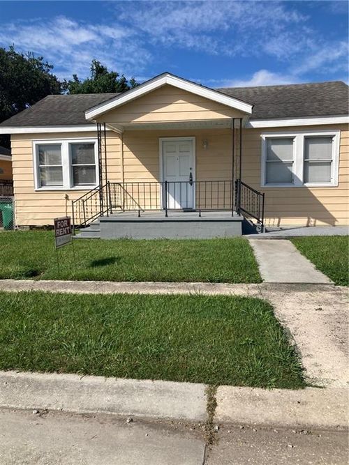 3827 Derbigny St, Metairie, LA, 70001-4934 | Card Image