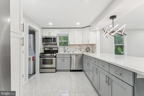 114 Grant Ave, MOORESTOWN, NJ, 08057-1519 | Card Image