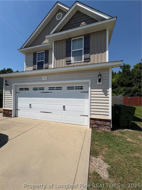 365 Roanoke Dr, Raeford, NC, 28376-8187 | Card Image